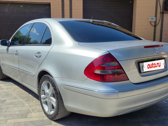2003 Mercedes-Benz E-Класс 220 III (W211, S211), серый, 980000 рублей - вид 5