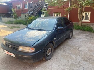 1990 Nissan Primera I (P10), серый, 130000 рублей, вид 2