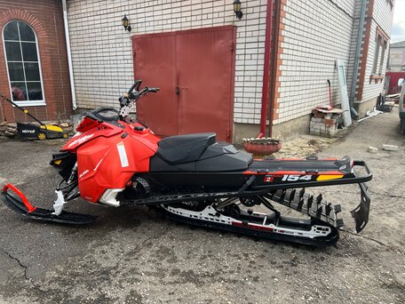 2014 BRP Ski-Doo Summit 800, красный, 899000 рублей, вид 4