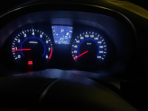 2011 Hyundai Solaris I, бежевый, 980000 рублей - вид 7