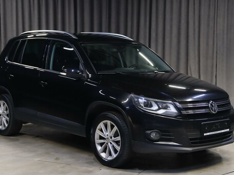 2016 Volkswagen Tiguan I Рестайлинг, чёрный, 1249000 рублей, вид 3