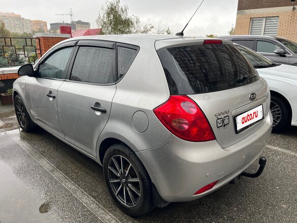 2007 Kia Ceed I, серебристый, 520000 рублей - вид 3