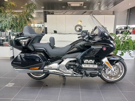 2019 Honda GL 1800 Gold Wing, чёрный, 2499000 рублей, вид 2