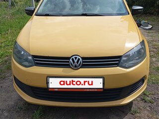 2015 Volkswagen Polo V, жёлтый, 700000 рублей, вид 1