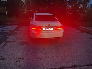 2013 Honda Accord IX, белый, 1400000 рублей, вид 4