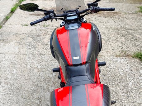 2014 Ducati Diavel Carbon, чёрный, 850000 рублей, вид 5