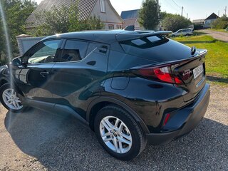 2020 Toyota C-HR I Рестайлинг, чёрный, 2750000 рублей, вид 4