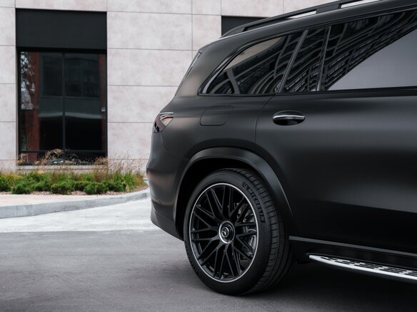 2021 Mercedes-Benz GLS AMG 63 AMG II (X167), чёрный, 17000000 рублей - вид 6