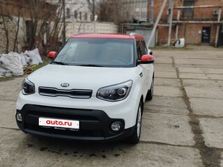 2018 Kia Soul II Рестайлинг, белый, 1850000 рублей, вид 3