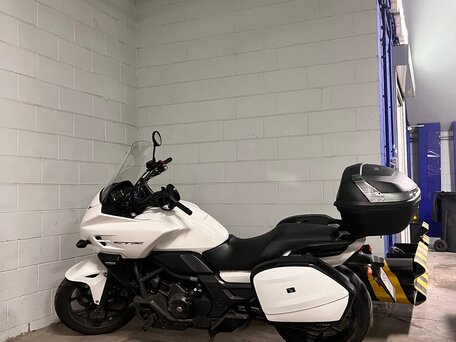 2014 Honda CTX 700, белый, 750000 рублей, вид 2
