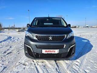2022 Peugeot Traveller I, зелёный, 3990000 рублей, вид 1