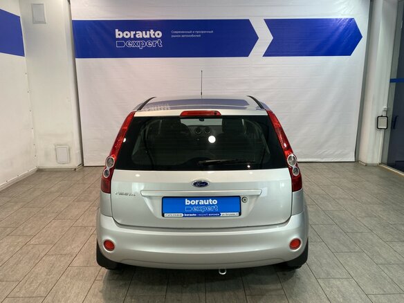 2008 Ford Fiesta Mk5, серебристый - вид 4