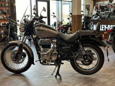2025 Royal Enfield Meteor, чёрный, 528000 рублей, вид 2