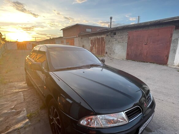 2000 Mitsubishi Carisma I Рестайлинг, зелёный, 247000 рублей - вид 2