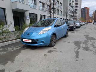 2015 Nissan Leaf (EM57) I (ZE0/AZE0), голубой, 805000 рублей, вид 1