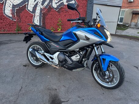 2017 Honda NC 750X, синий, 800000 рублей, вид 5