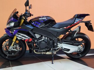2026 Aprilia Tuono V4, синий, 2900000 рублей, вид 2