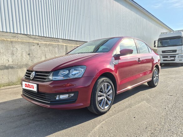 2019 Volkswagen Polo V Рестайлинг, красный, 1400000 рублей