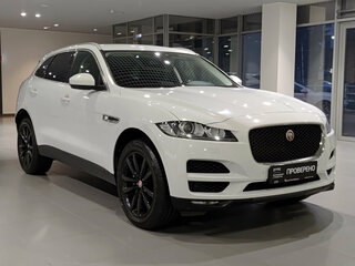 2017 Jaguar F-Pace I, белый, 2550000 рублей, вид 3
