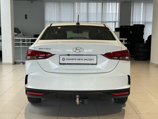 2020 Hyundai Solaris II Рестайлинг, белый, 1399000 рублей, вид 5