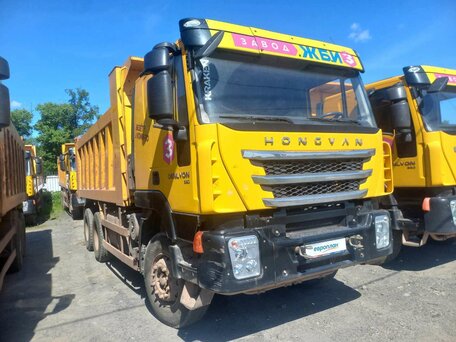 2022 IVECO-Hongyan 6x4 (CQ3346), жёлтый, 2651150 рублей, вид 2
