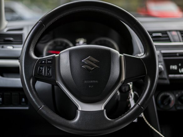2011 Suzuki Swift IV, чёрный, 595000 рублей - вид 5