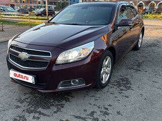 2012 Chevrolet Malibu VIII, пурпурный, 1100000 рублей, вид 1