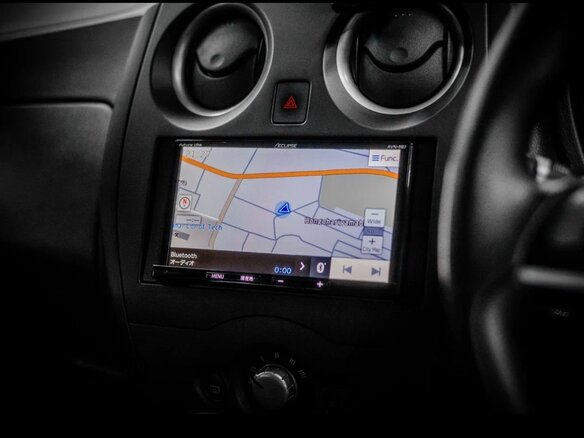 2020 Nissan Note II Рестайлинг, белый, 950000 рублей - вид 13