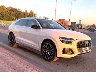 2021 Audi Q8 50 TDI I (4M), белый, 6590000 рублей, вид 4