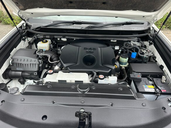 2021 Toyota Land Cruiser Prado 150 Series Рестайлинг 3, белый, 5700000 рублей - вид 34