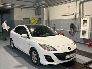 2011 Mazda 3 II (BL) Рестайлинг, белый, 779000 рублей, вид 3