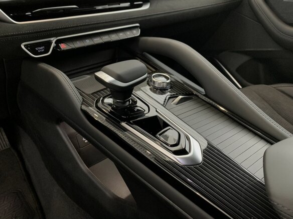 2024 Geely Monjaro I, серебристый, 4899990 рублей - вид 16