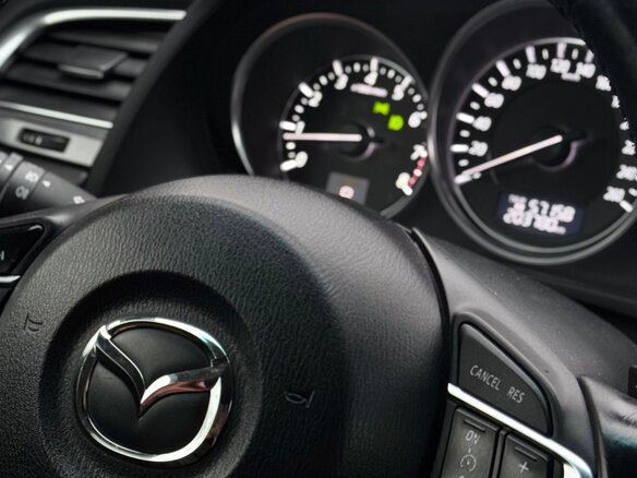 2015 Mazda 6 III (GJ) Рестайлинг, белый, 1700000 рублей - вид 8
