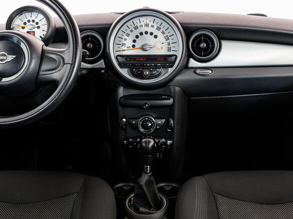 2011 Mini Hatch One II (R56) Рестайлинг, белый, 775000 рублей - вид 10