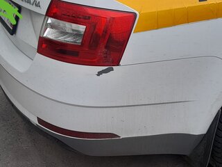 2019 Skoda Octavia III (A7) Рестайлинг, белый, 1800000 рублей, вид 5