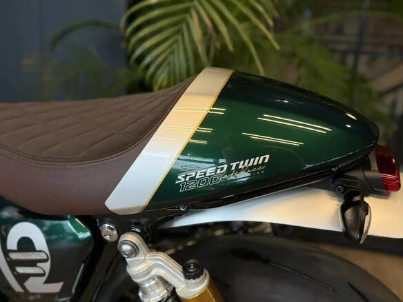 2026 Triumph Speed Twin, зелёный, 2500000 рублей - вид 27
