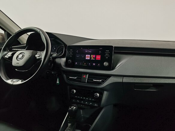 2020 Skoda Rapid II, коричневый, 1545000 рублей - вид 16