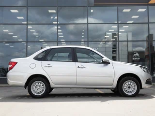 2026 Lada (ВАЗ) Granta I Рестайлинг, серебристый, 1087000 рублей, вид 3