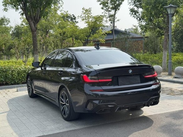 2022 BMW 3 серии Long 320Li VII (G2x), чёрный, 2850000 рублей - вид 4