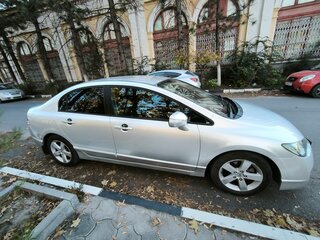 2008 Honda Civic VIII Рестайлинг, серебристый, 800000 рублей, вид 4