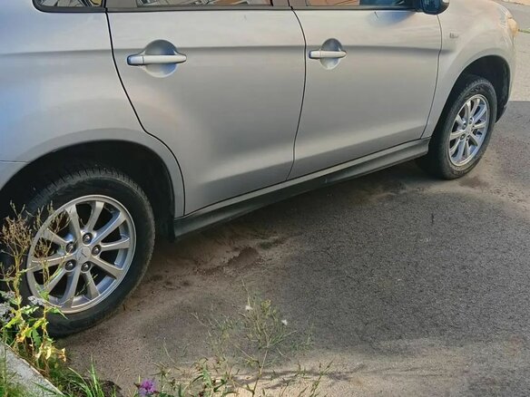 2011 Mitsubishi ASX I, серебристый, 750000 рублей - вид 1