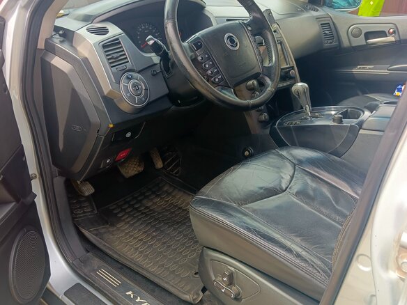 2010 SsangYong Kyron 6-speed I Рестайлинг, серебристый, 950000 рублей - вид 4