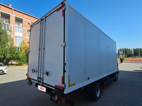 2011 Toyota Dyna, белый, 4200000 рублей, вид 5