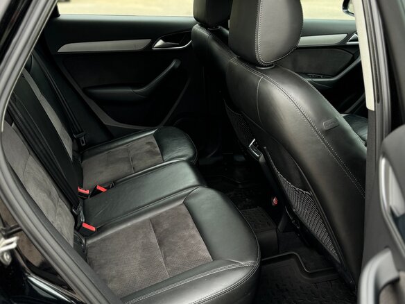 2014 Audi Q3 I (8U), чёрный - вид 19