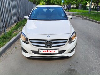 2015 Mercedes-Benz B-Класс 180 II (W246) Рестайлинг, белый, 1300000 рублей, вид 2