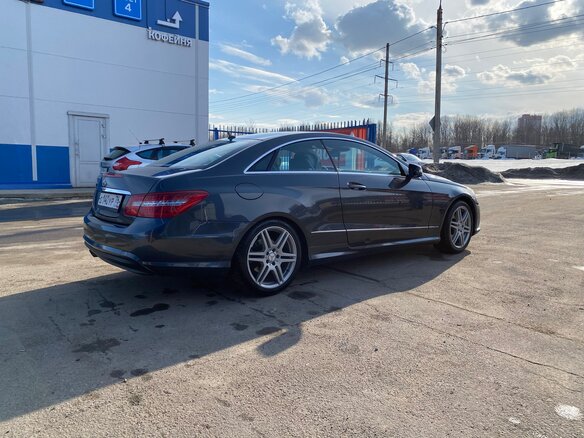 2012 Mercedes-Benz E-Класс 200 7G-Tronic IV (W212, S212, C207), серый, 1390000 рублей - вид 2