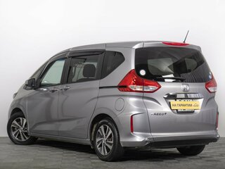 2019 Honda Freed+ II Рестайлинг, серый, 1739000 рублей, вид 5