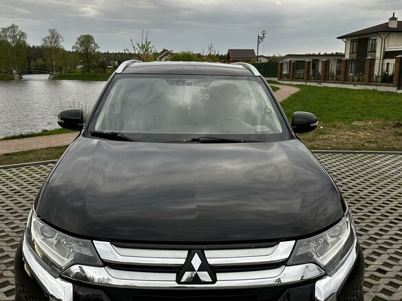 2016 Mitsubishi Outlander III Рестайлинг 2, чёрный, 1700000 рублей