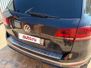 2017 Volkswagen Touareg II Рестайлинг, чёрный, 3100000 рублей, вид 2