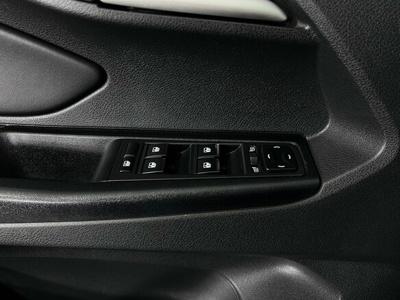 2018 Lada (ВАЗ) Vesta SW I, серебристый, 997000 рублей - вид 15